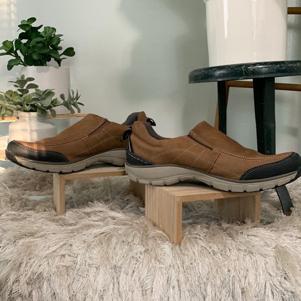 Women's Slip-On Casual Walking Shoes - Brown